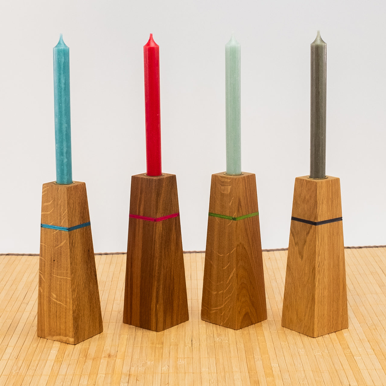 Konische Kerzenhalter „Naturlicht“, Quadratisch - 4er Set