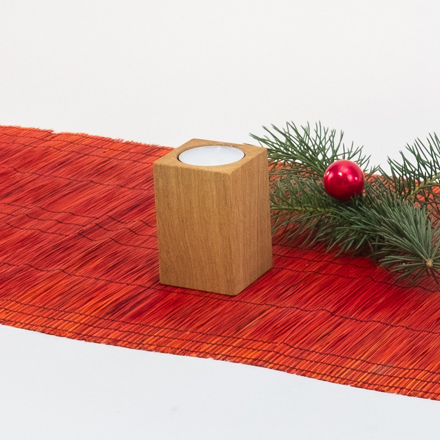 Quadratischer Teelichthalter aus Eichenholz - L